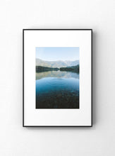 Carregar imagem no visualizador da galeria, "Clear water"