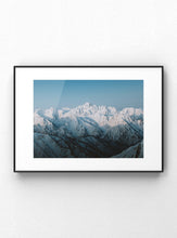 Carregar imagem no visualizador da galeria, "Dignity"