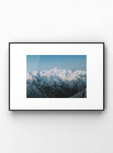 Carregar imagem no visualizador da galeria, "Dignity"