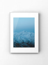 Carregar imagem no visualizador da galeria, "Blue phantom"