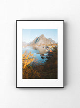 โหลดรูปภาพลงในเครื่องมือใช้ดูของ Gallery "Quiet morning-N"