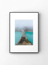 โหลดรูปภาพลงในเครื่องมือใช้ดูของ Gallery "Emerald volcano"